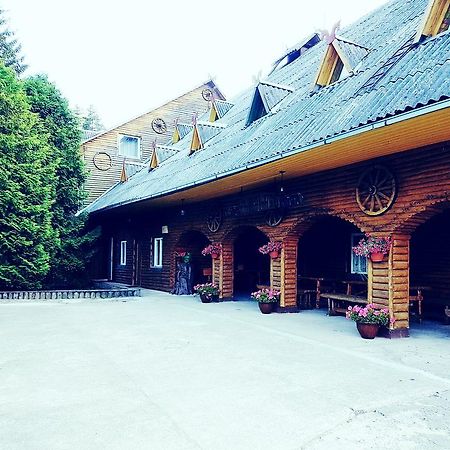 Deguciai  Kryzbarkas旅馆 外观 照片