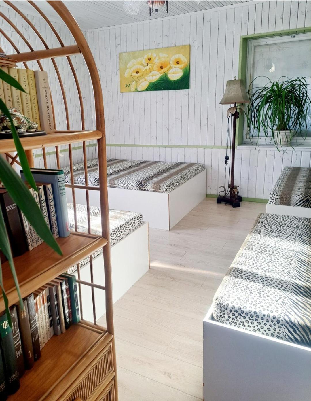 Deguciai  Kryzbarkas旅馆 外观 照片